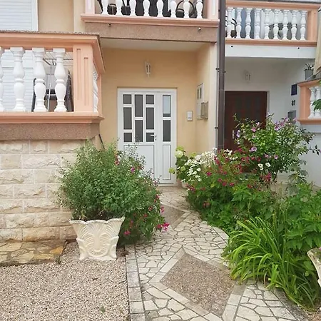 Apartmani Mirko Storic Vodice Exterior photo